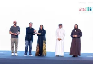 345292-خلال-التكريم-400x274